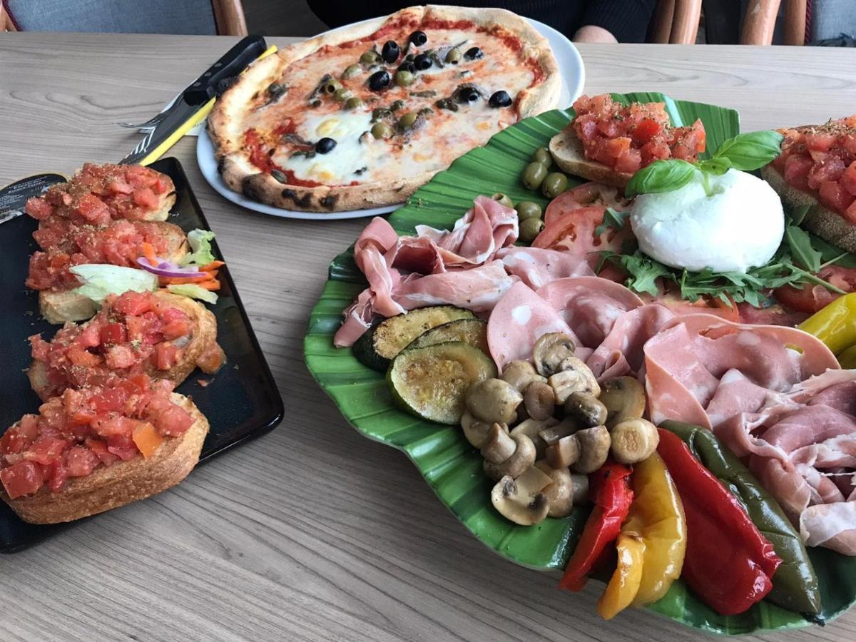 Pension Und Restaurant Die Burg Ehrenfriedersdorf Εξωτερικό φωτογραφία
